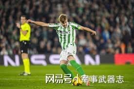 科莫24号和贝蒂斯会谈，希望提高报价购入边锋赫的简单介绍