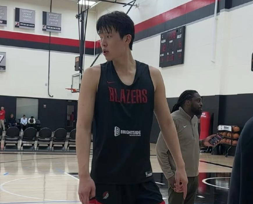 关于霍楠：会发牌&三分中锋极具价值，预测杨瀚森27或30签被选中的信息