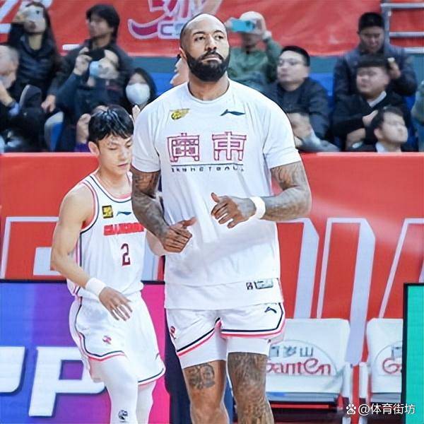 广东男篮与杜锋面临处罚，广厦外援官宣离队，孟子凯告别